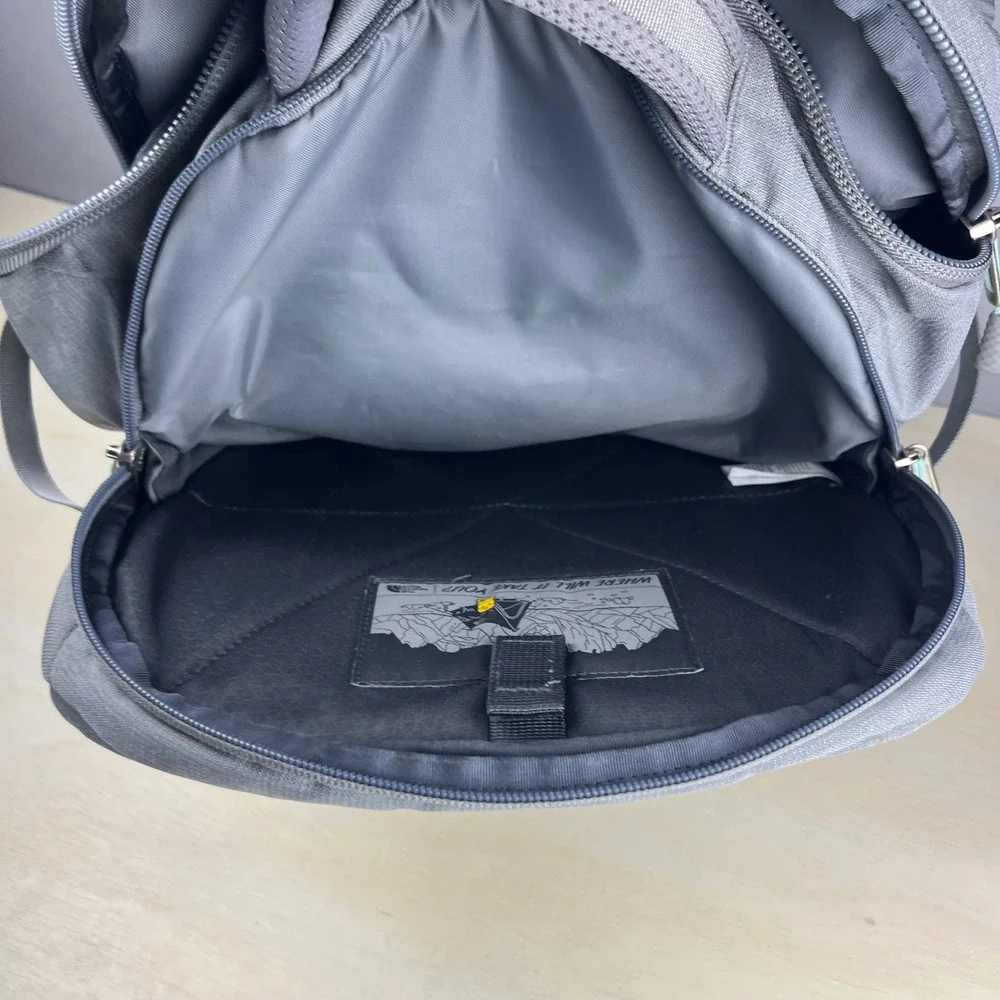 The North Face Recon Backpack Gray Mint Green FlexVent Daypack Hiking Bag
